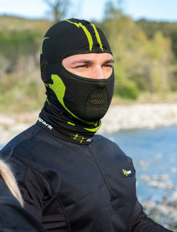 SOTTOCASCO SPARK MOTO SEAMLESS DEVIL FLUO